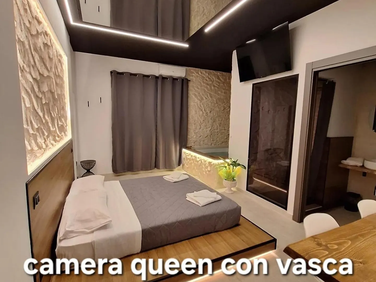 Dark & Light Rooms & Luxury Suites Catania